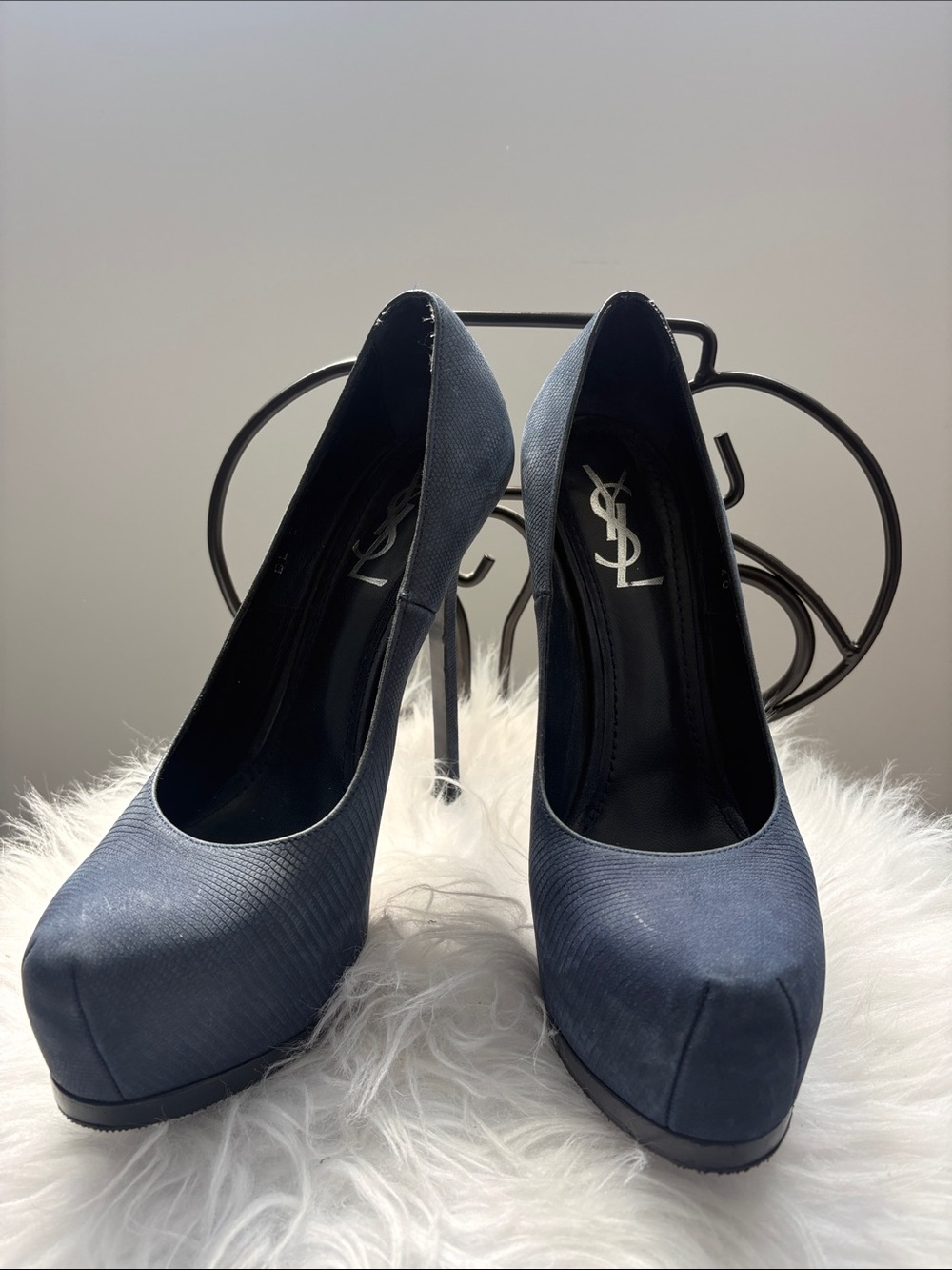 Saint Laurent YSL Navy Textured Platform Pumps-Tribtoo